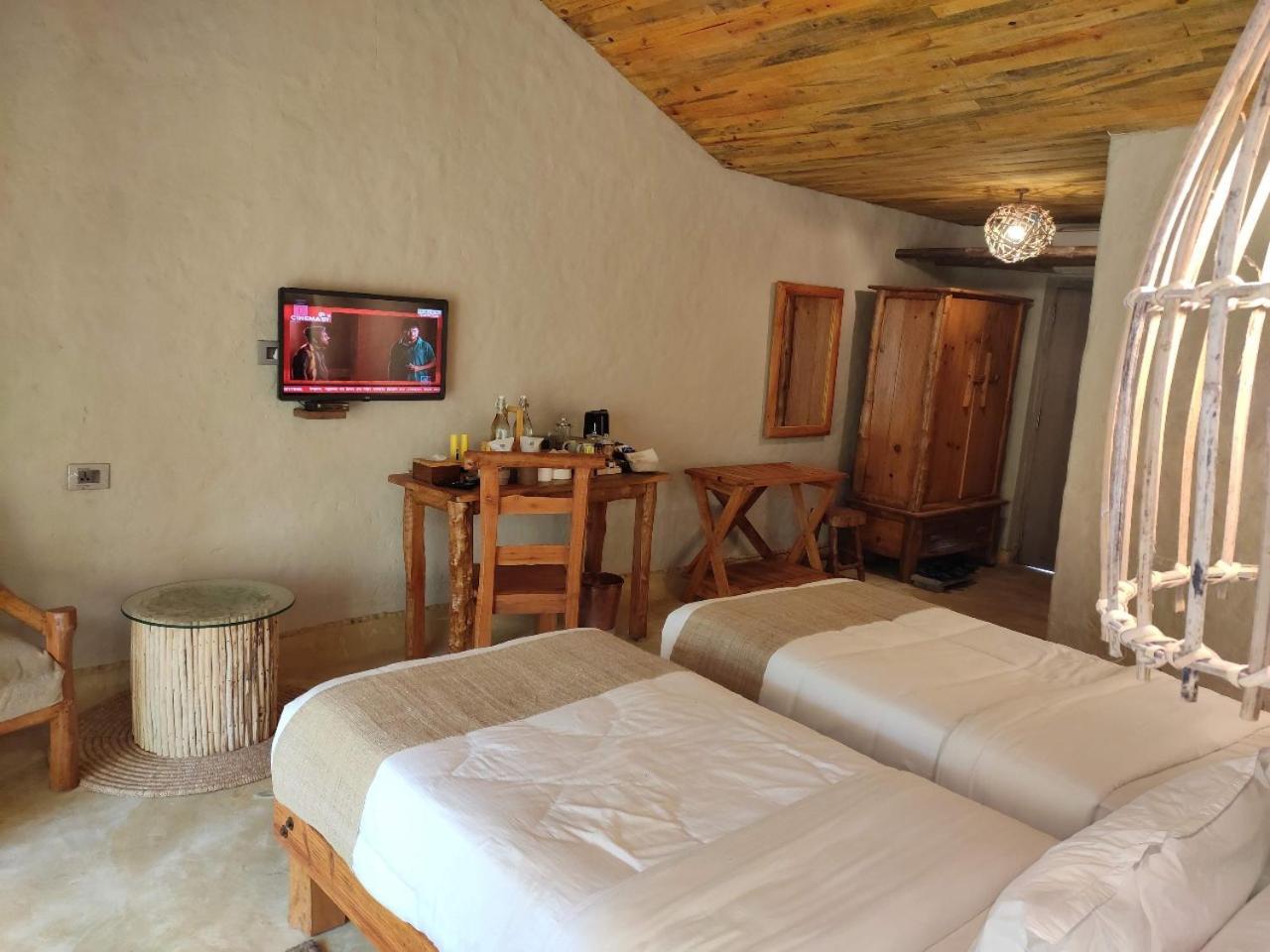 Barahi Jungle Lodge Meghauli Kültér fotó