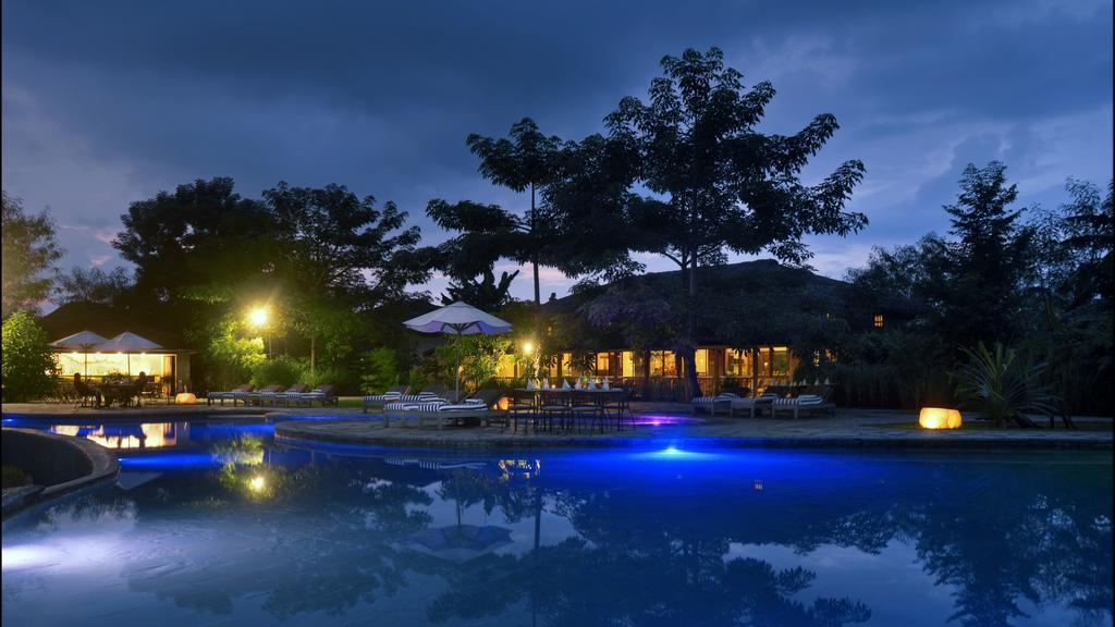 Barahi Jungle Lodge Meghauli Kültér fotó