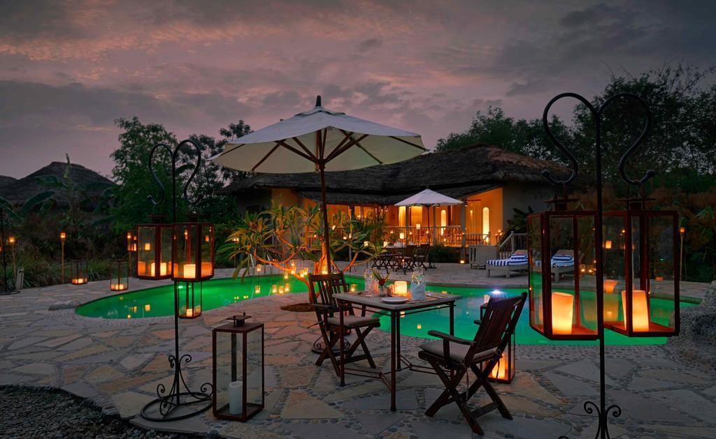 Barahi Jungle Lodge Meghauli Kültér fotó