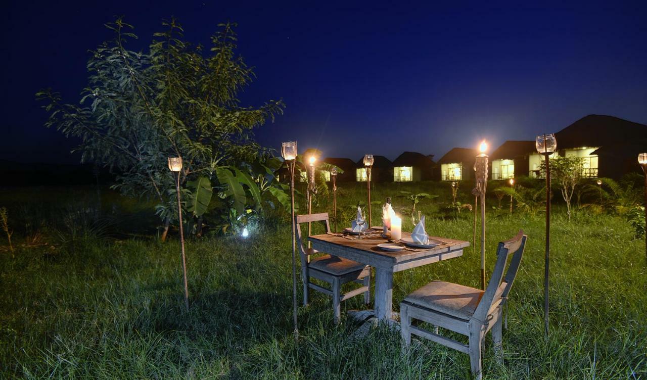 Barahi Jungle Lodge Meghauli Kültér fotó