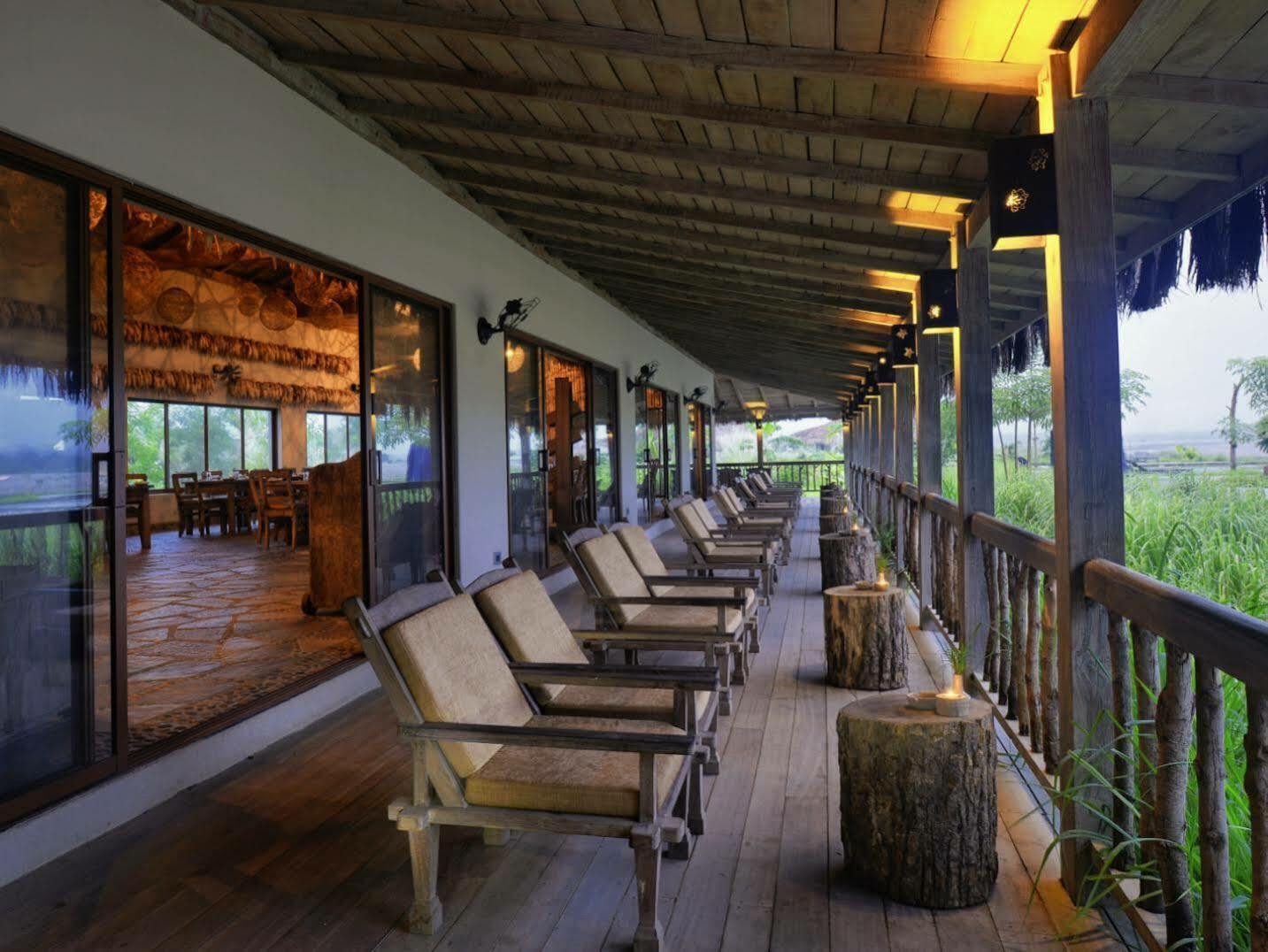 Barahi Jungle Lodge Meghauli Kültér fotó