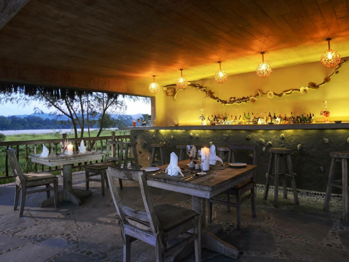 Barahi Jungle Lodge Meghauli Kültér fotó