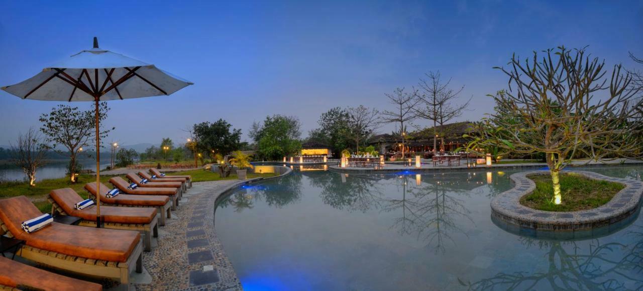 Barahi Jungle Lodge Meghauli Kültér fotó